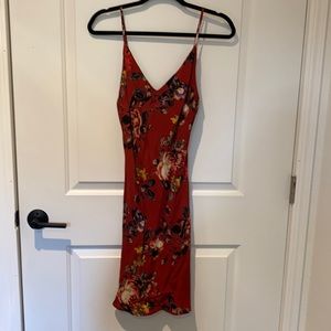 Floral knee length, low back Audrey 3+1 Dress